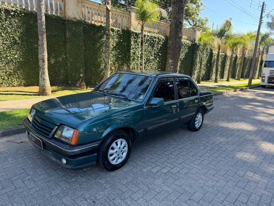 CHEVROLET MONZA 2.0 SL/E 8V GASOLINA 4P MANUAL CHEVROLET MONZA 2.0 SL/E 8V GASOLINA 4P MANUAL